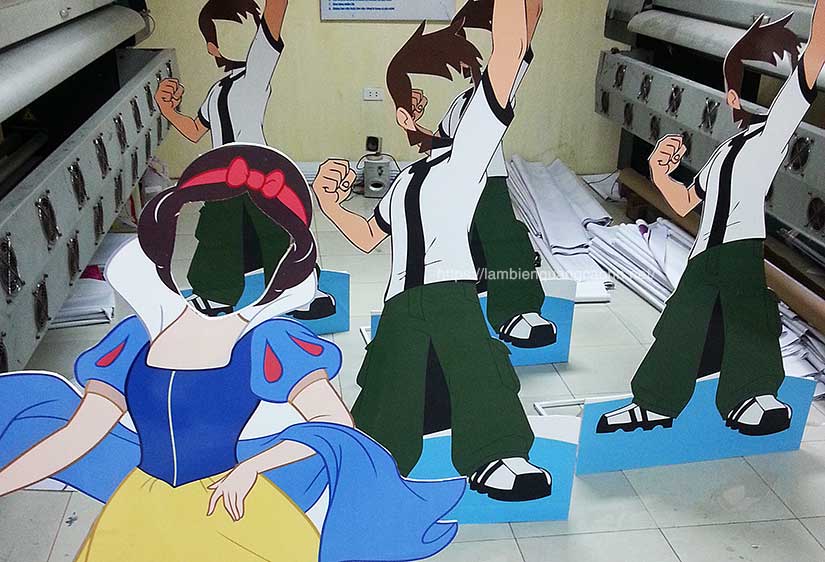 standee hình người, standee die cut, mô hình siêu anh hùng, standee thiếu nhi