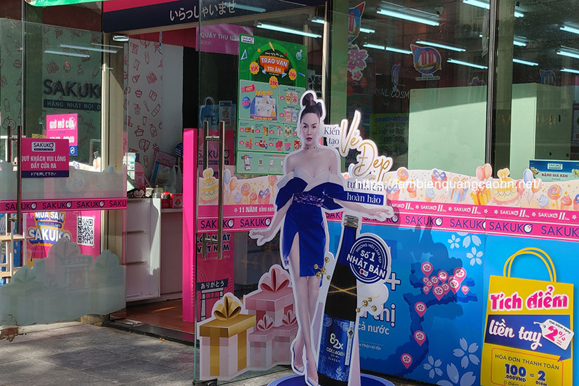 standee hình người hai mặt, standee die cut, standee mô hình, standee nhân vật hoạt hình