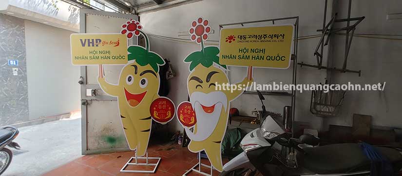 standee die cut; standee quảng cáo