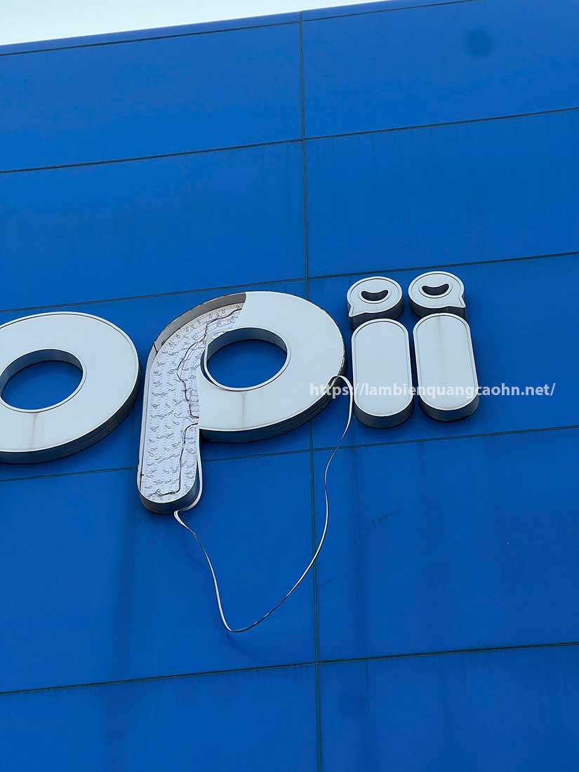 sửa chữa biển quảng cáo