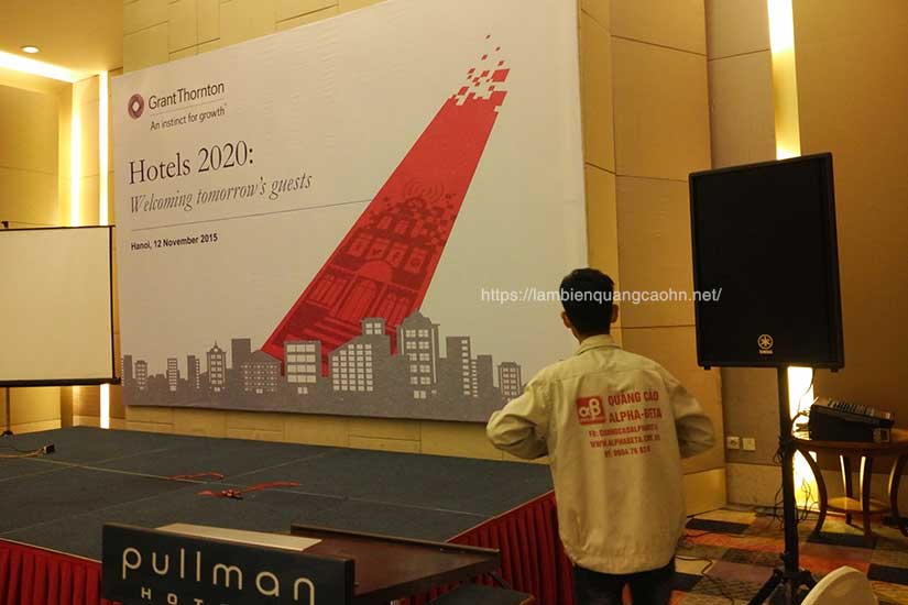 thi công backdrop