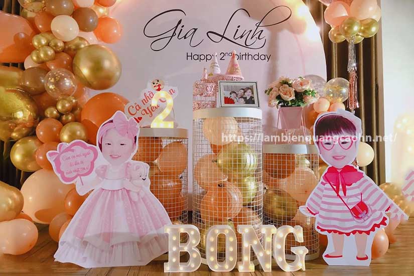 trang trí góc check in bằng chữ nổi 3D