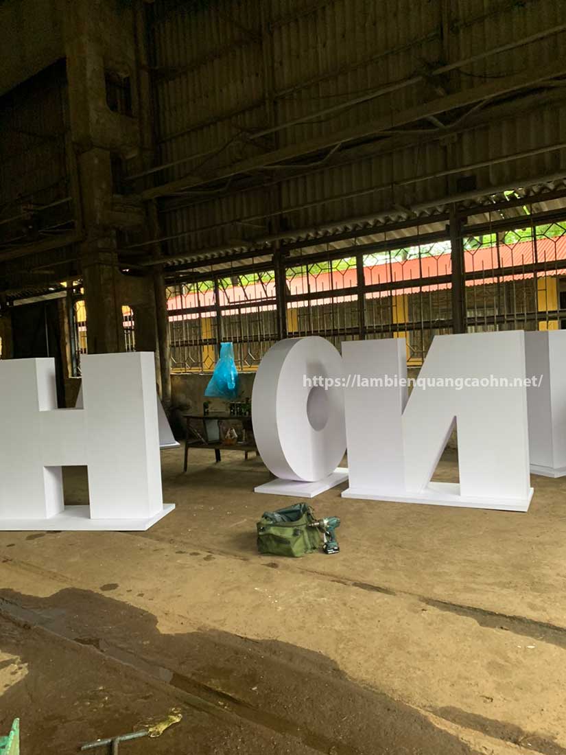 trang trí góc check in bằng chữ nổi 3D