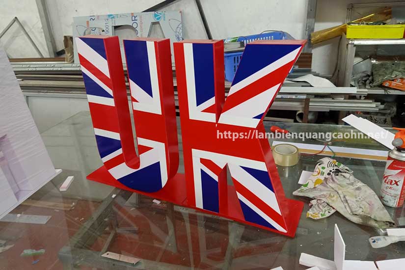 trang trí góc check in bằng chữ nổi 3D
