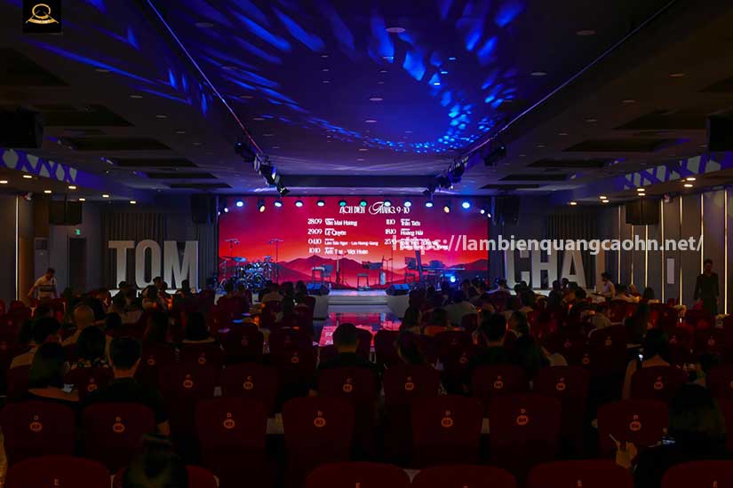 trang trí góc check in bằng chữ nổi 3D