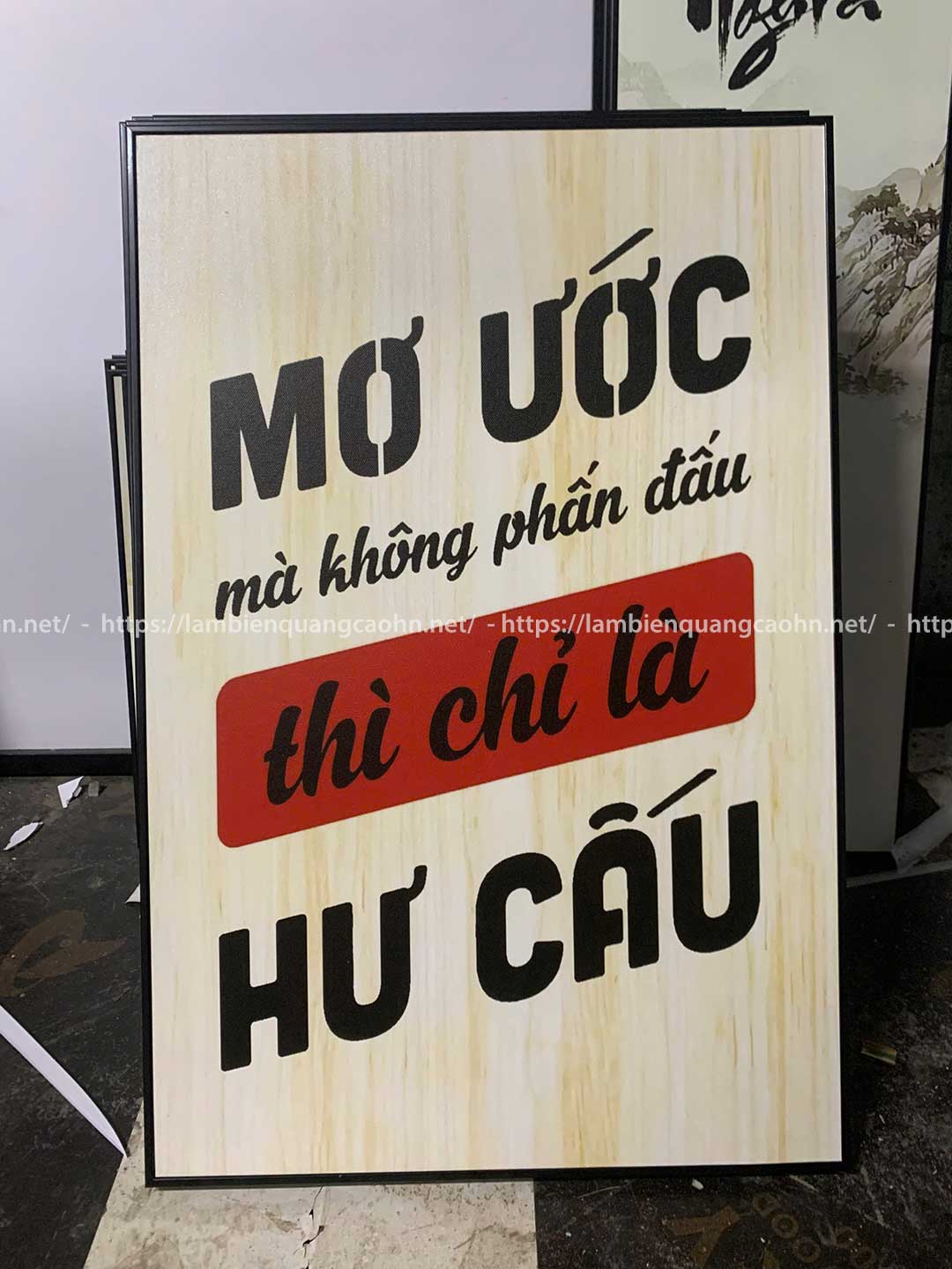 Tranh treo tường công ty