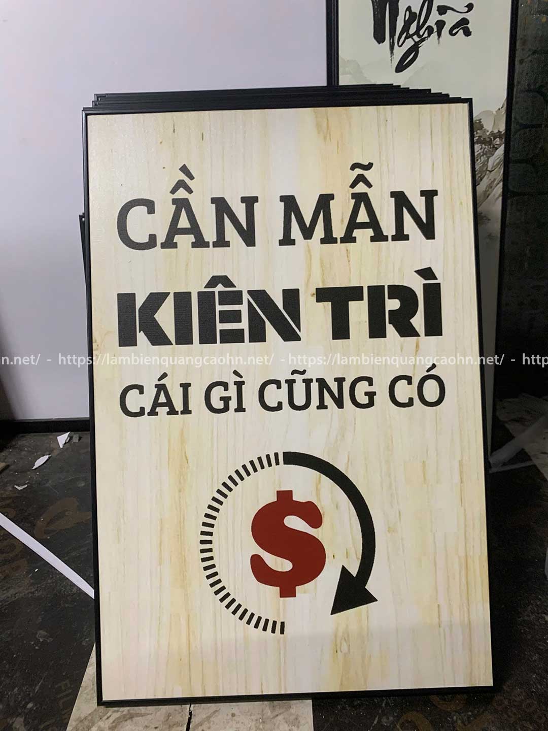 Tranh treo tường công ty