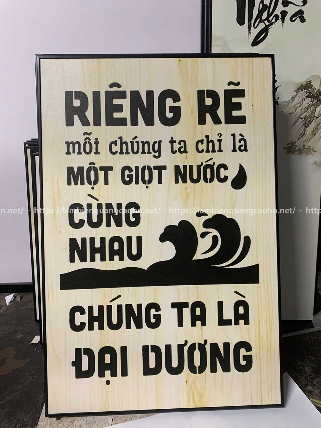 Tranh treo tường công ty