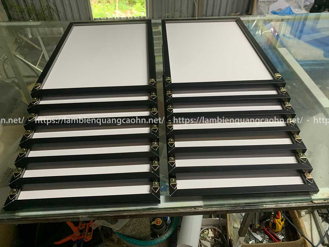 Tranh treo tường công ty