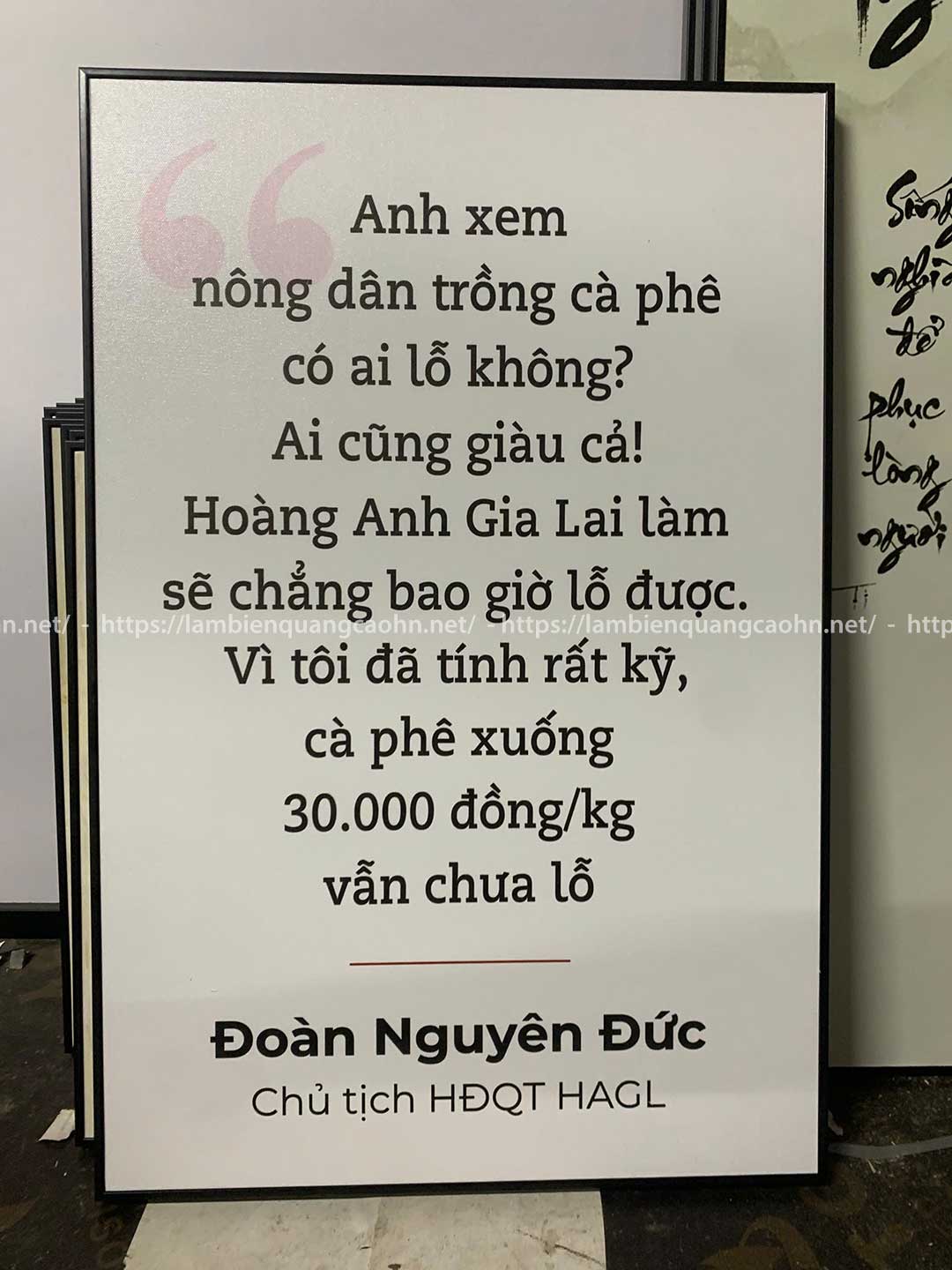 Tranh treo tường công ty