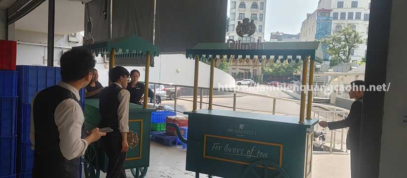 xe đẩy bán hàng, booth trưng bày