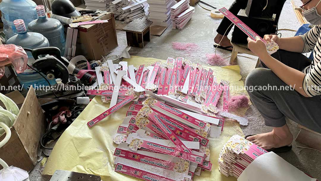 Kệ formex dạng khay