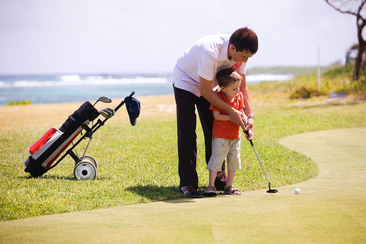 Golf là môi trường an toàn và tích cực