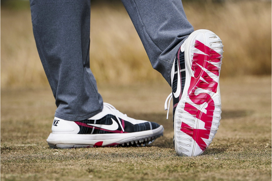 giày golf Nike phiên bản giới hạn