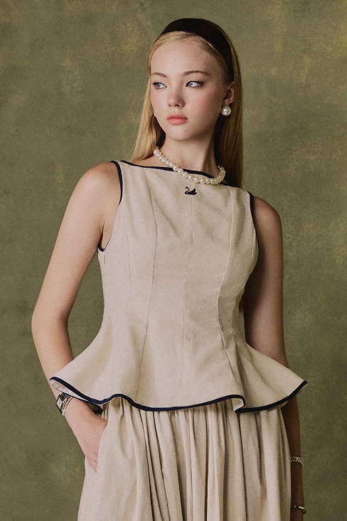 Clea Linen Top
