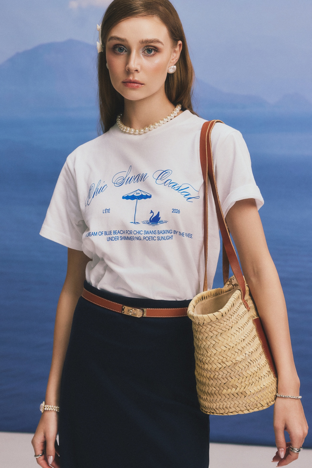 Chic Swan Coastal Tee