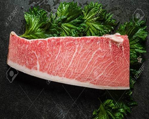 NHỮNG ĐIỀU BẠN NÊN BIẾT VỀ BỤNG CÁ NGỪ VÂY XANH OTORO