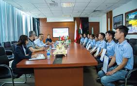 Lao Động Châu Âu 2022