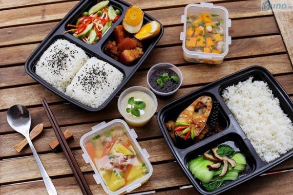 Đơn hàng cơm hộp làm việc tại siêu thị