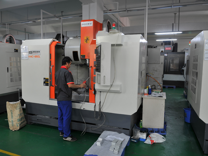 Traenco Quốc Tế TUYỂN 06 NAM ĐƠN HÀNG KỸ SƯ GIA CÔNG CƠ KHÍ ĐI NHẬT