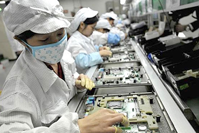 Tuyển 1 Nam, 4 Nữ làm điện tử (linh kiện kim loại, nhựa) tại Đào Viên (Đài Loan)