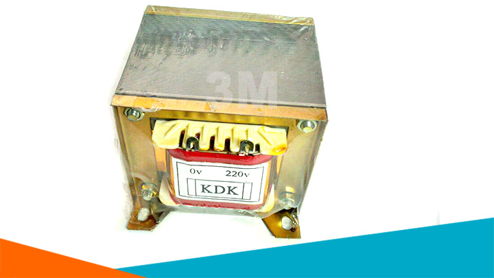 Mặt sau của biến đổi nguồn 220V về 110V và 100V