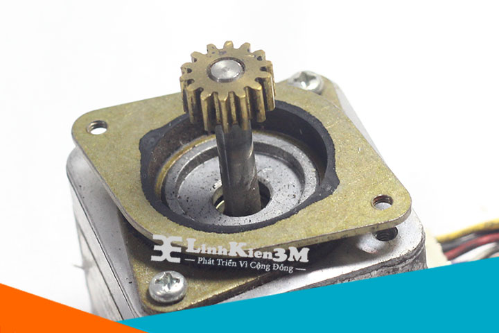 Bánh Răng Động Cơ Bước 1.8 Độ 2A 57x57mm