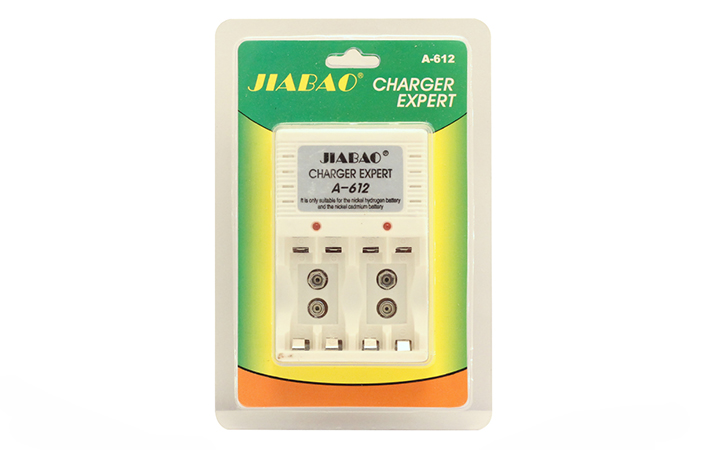 Máy-Sạc-Pin-AA