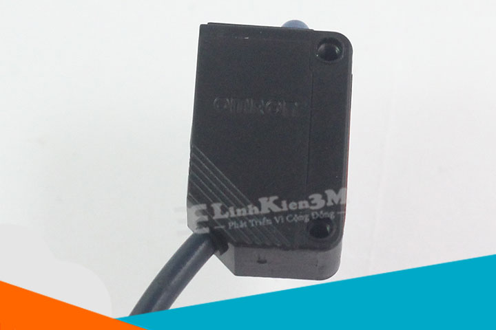 Cảm Biến Quang Omron E3Z-D61 12-24VDC Chính Hãng
