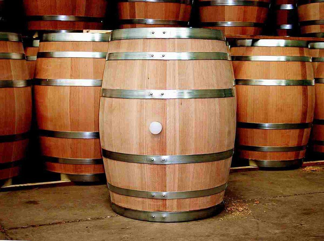 Thùng rượu gỗ sồi – phương pháp thần kì cho những chén rượu ngon