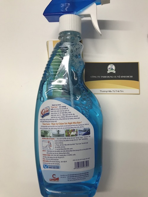 Nước Lau Kính True Care Sắc Biển 580Ml