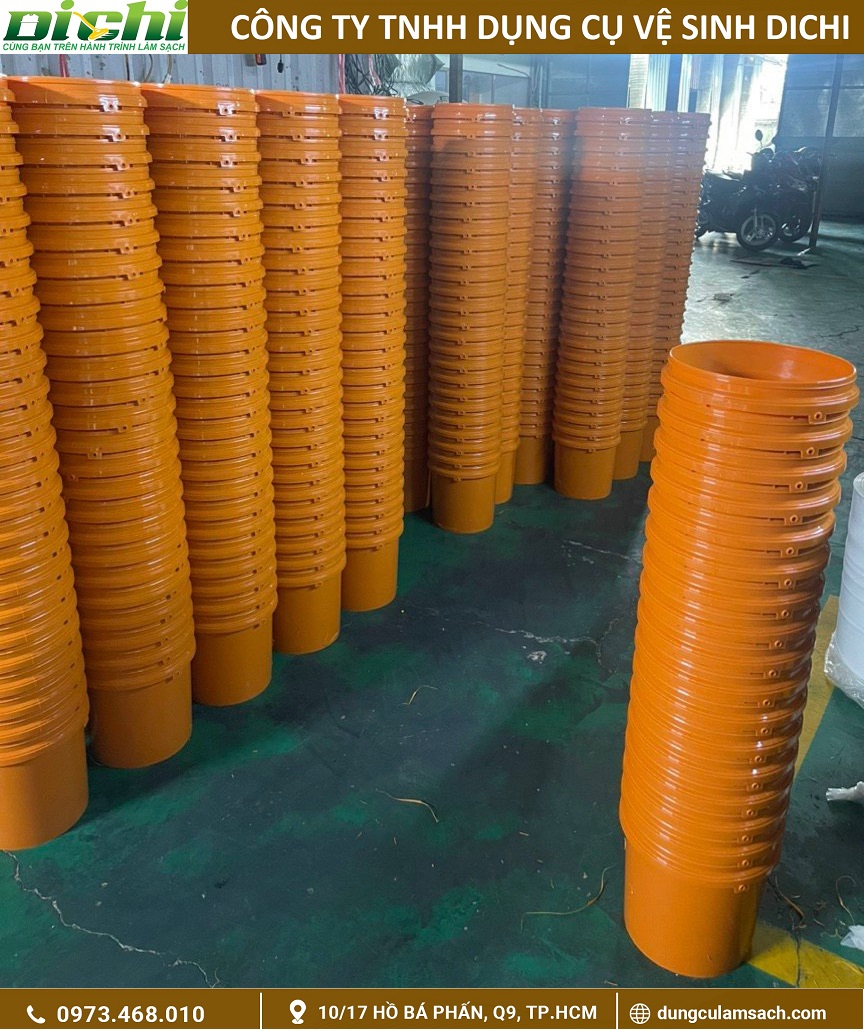Xô nhựa vàng 10L
