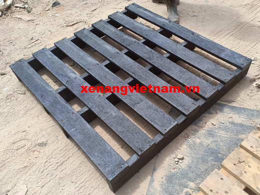 Pallet nhựa  KT 1050x1050x140