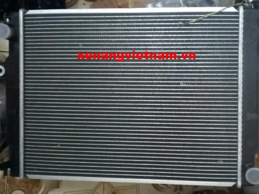 Két nước làm mát xe nâng TCM FD25C6 động cơ ISUZU 0249 PKJ