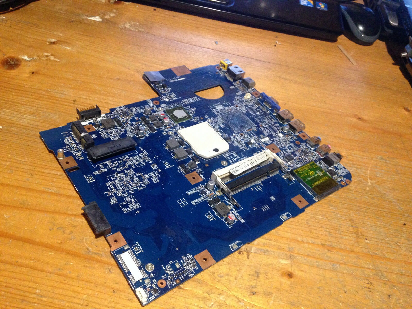 Main Acer Aspire 5542 5542G