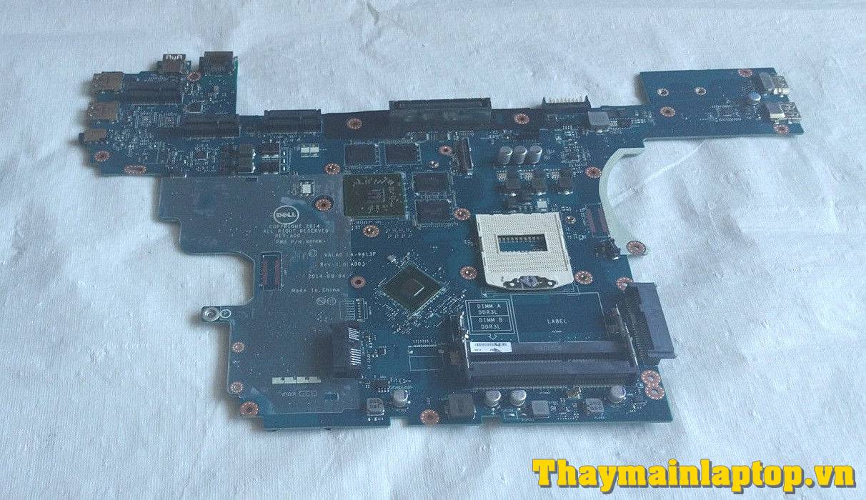 Main Dell PrecisionM2800