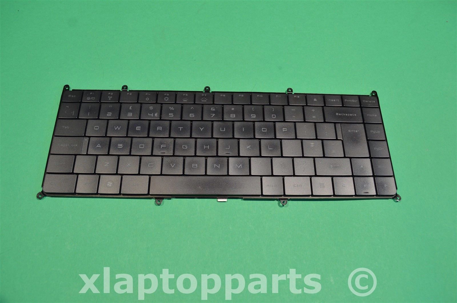 Thay bàn phím DELL ADAMO 13