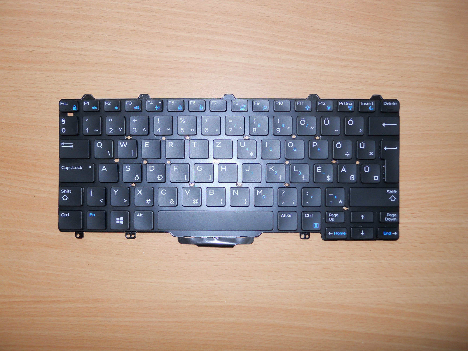 Thay bàn phím DELL Latitude E7250