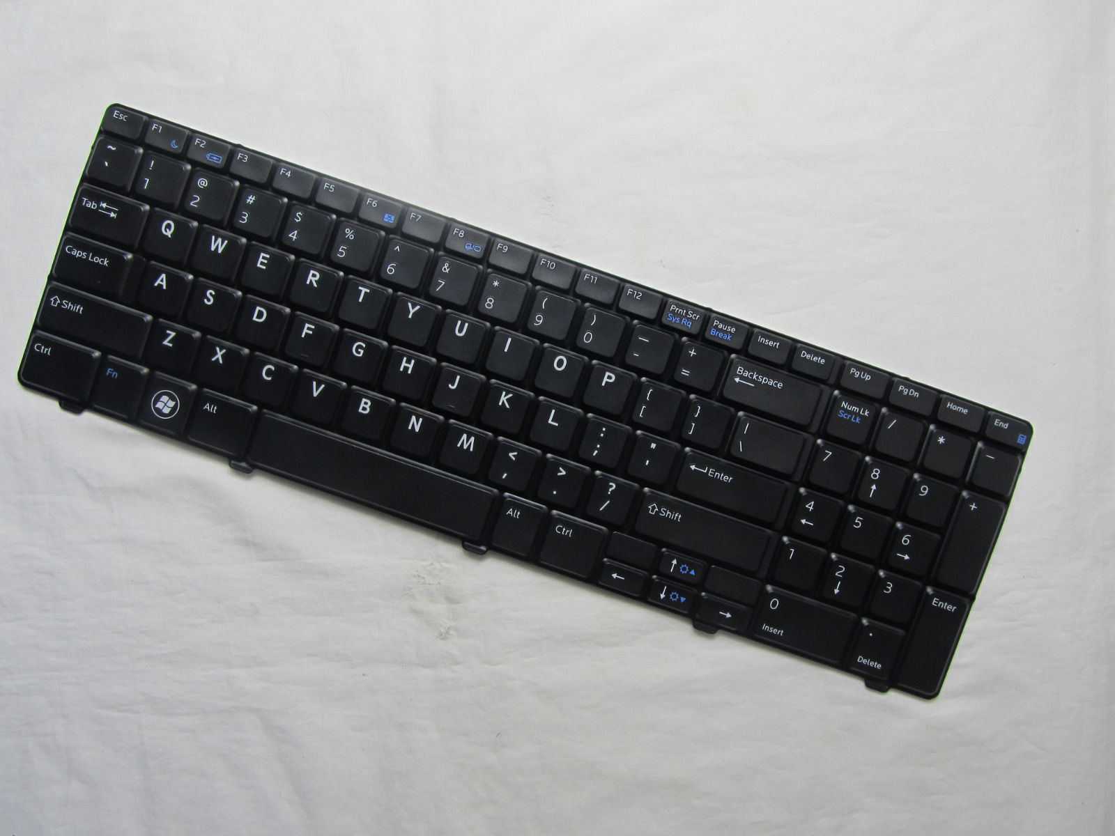 Thay bàn phím Dell Vostro 3700 V3700