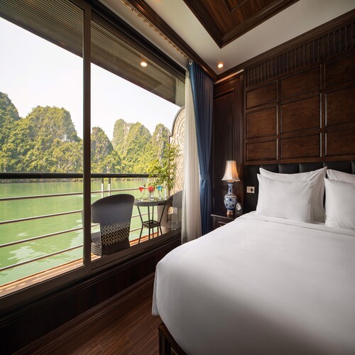 Du Thuyền 5 sao La Casta Regal