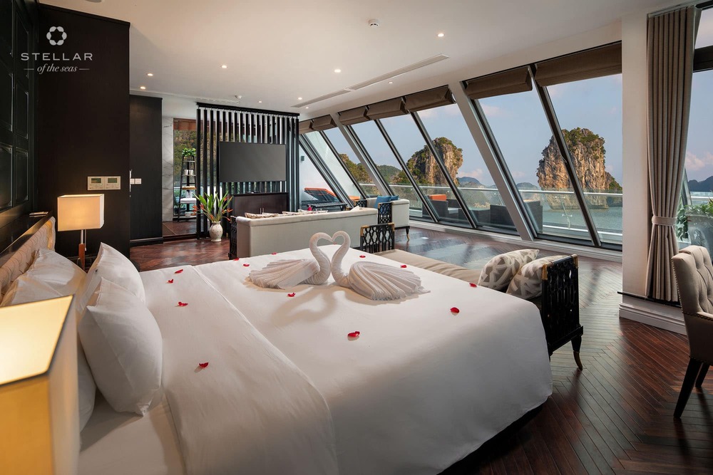 Du thuyền 5 sao Stellar of the Seas