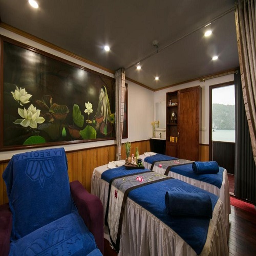 Du thuyền La Regina Royal Cruise