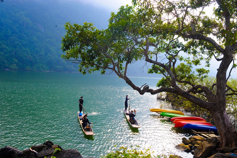 Hồ Ba Bể - Động Puông (2N1Đ)