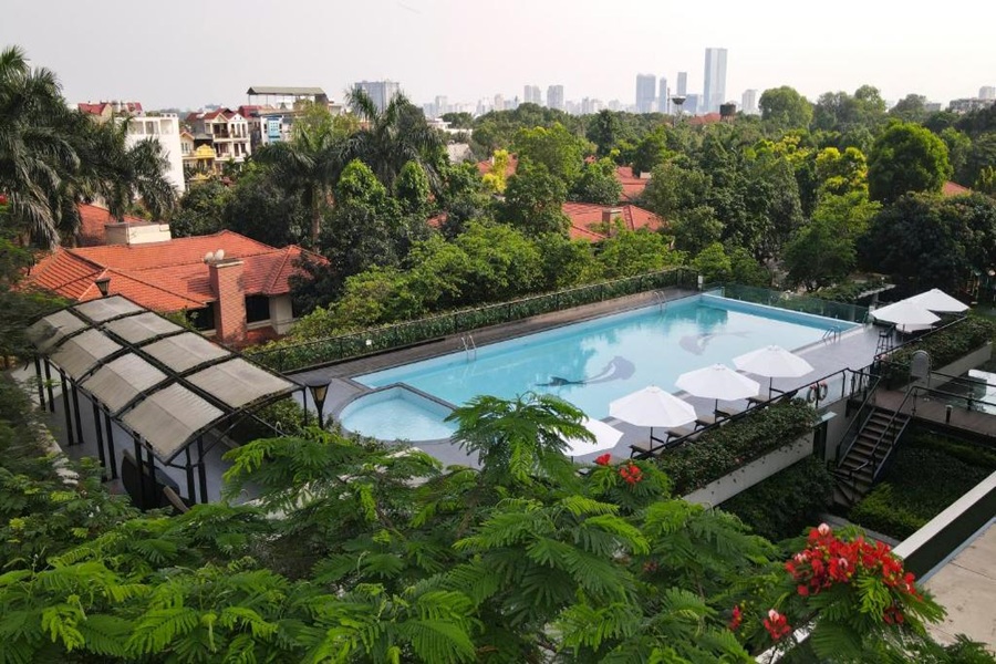 Khách sạn Elegant Suites Westlake Hà Nội