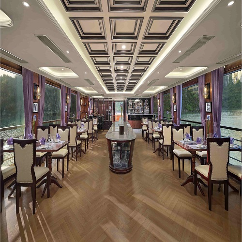 Du thuyền Iris Cruise