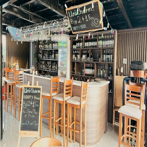 Du thuyền UniCharm Cruise