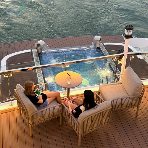 Tàu Saquila Yacht ( Sáng)