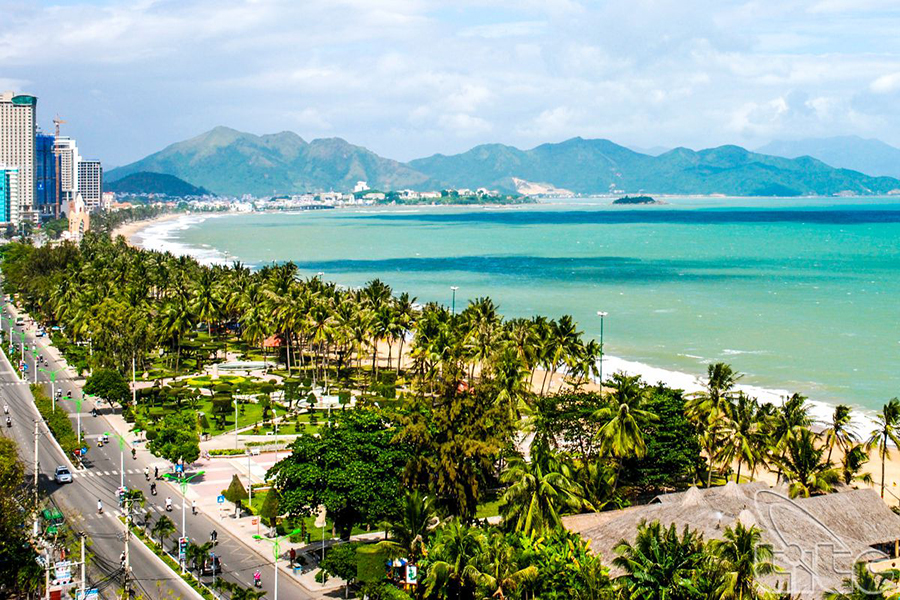 Nha Trang - Du Ngoạn 4 Đảo - Vinpearland - Tắm Bùn Khoáng - Bãi Dài - Tháp Bà Ponagar - Nhà Thờ Đá - Chùa Long Sơn (3 Ngày 3 Đêm)