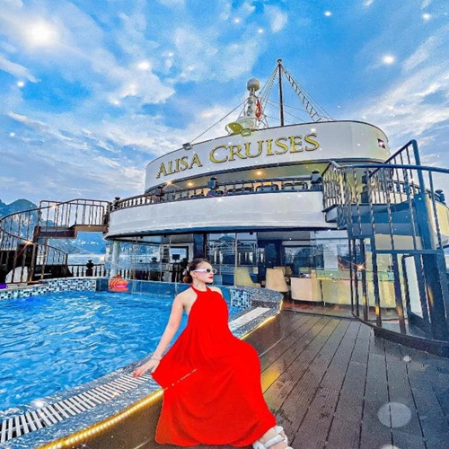 Du thuyền Alisa Premier Cruise