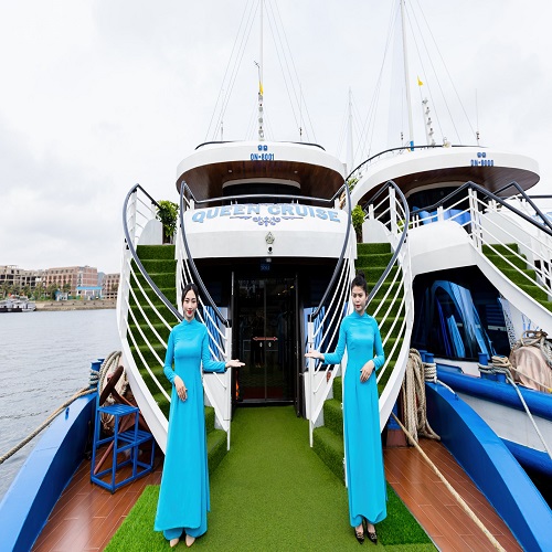 Tàu Queen Cruise ( Tàu ngày)
